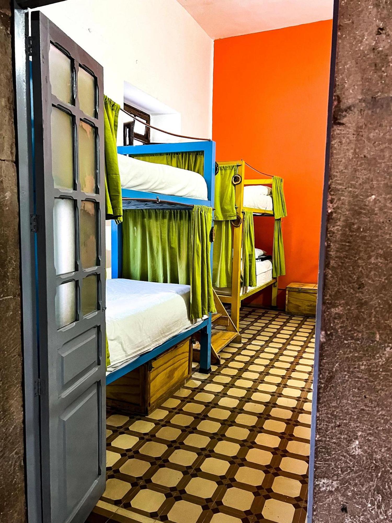 Sukha Hostel San Luis Сан-Луис-Потоси Экстерьер фото