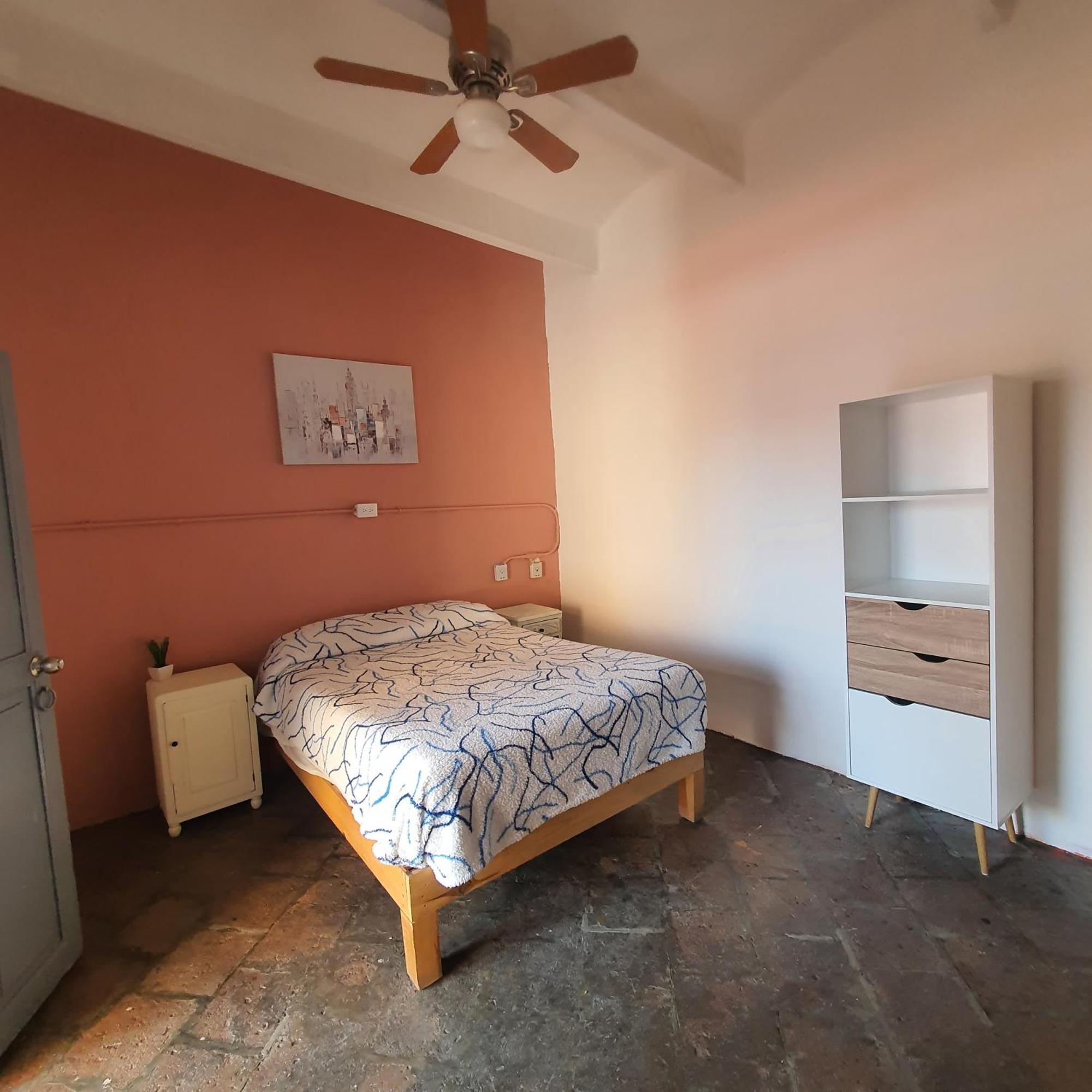 Sukha Hostel San Luis Сан-Луис-Потоси Экстерьер фото