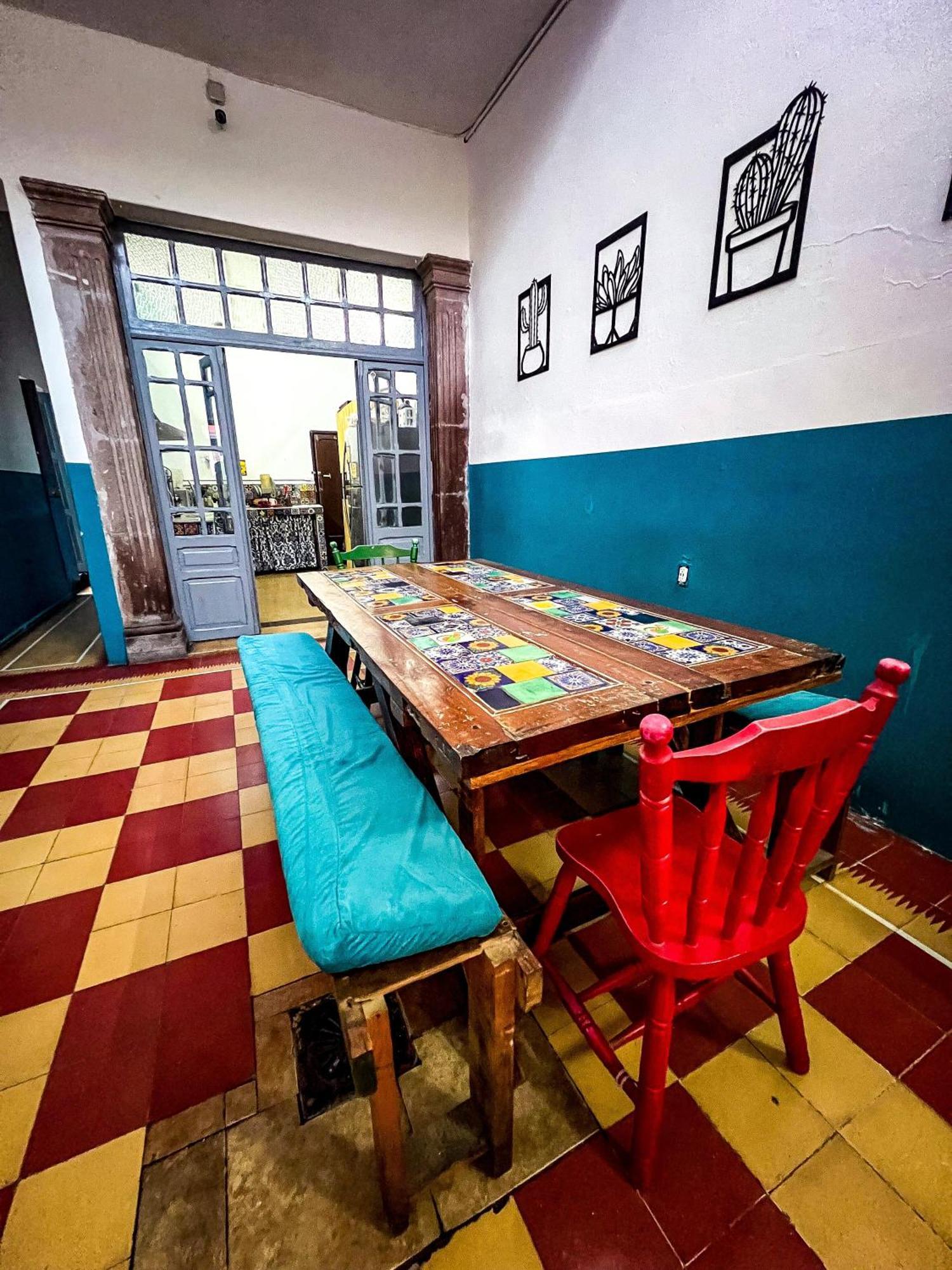 Sukha Hostel San Luis Сан-Луис-Потоси Экстерьер фото